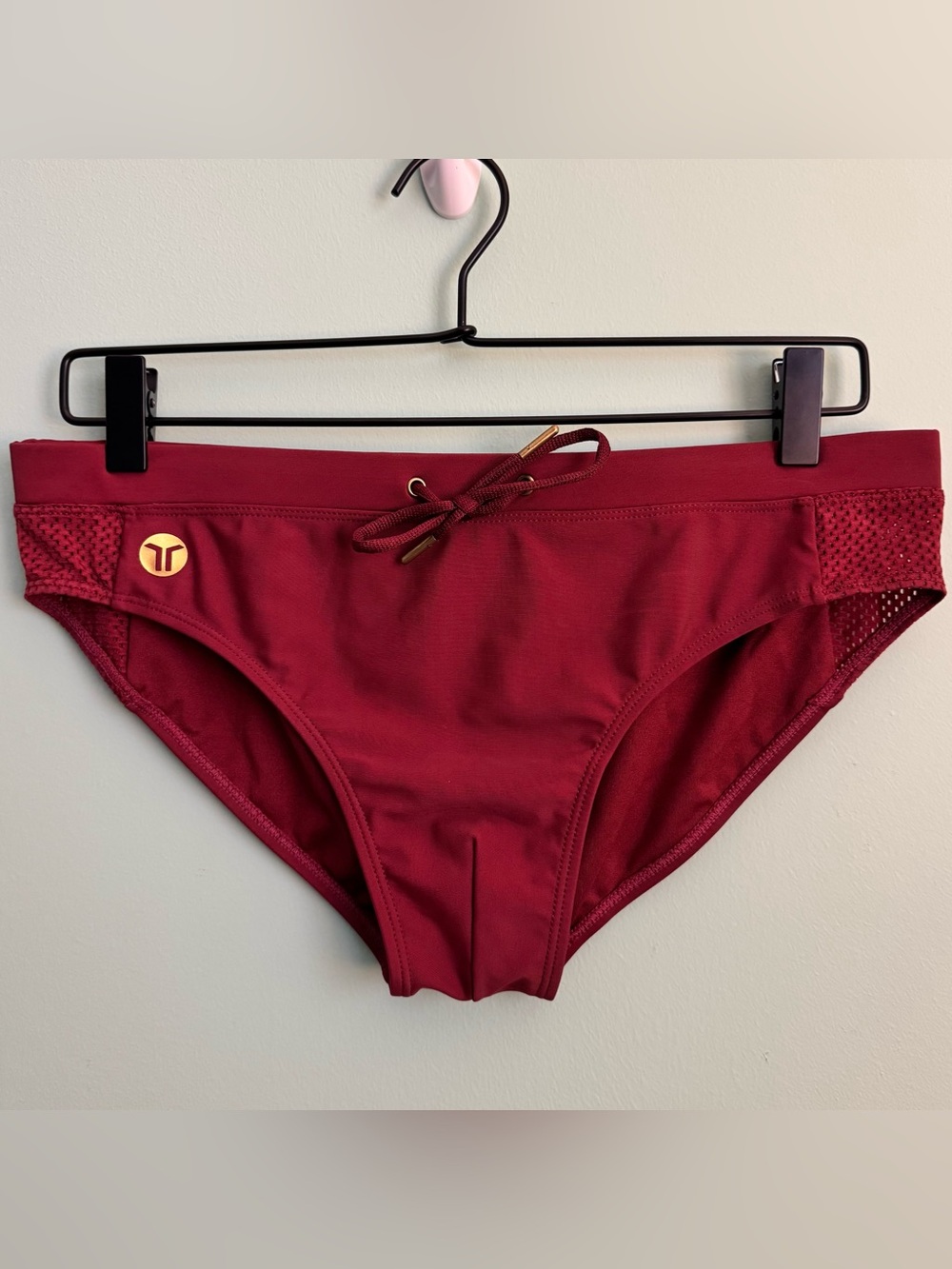 Men's TEAMM8 Skipper Swim Brief – Ruby Red Mesh Side Panels – Size L (34-36)
